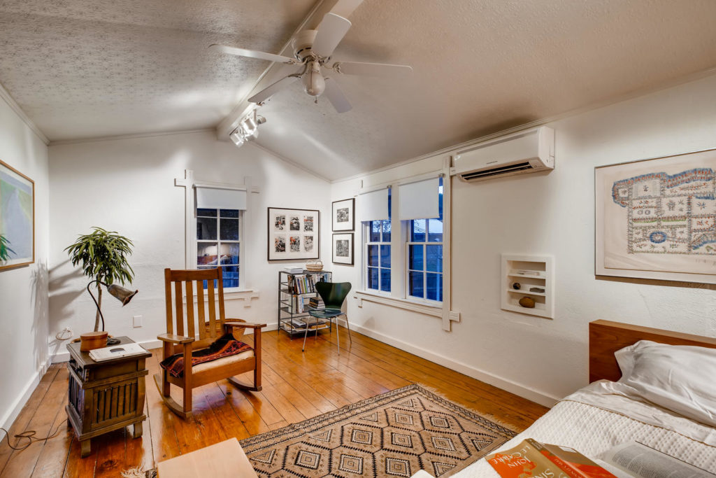 real_estate_enchanted_cabin_virtuance_1