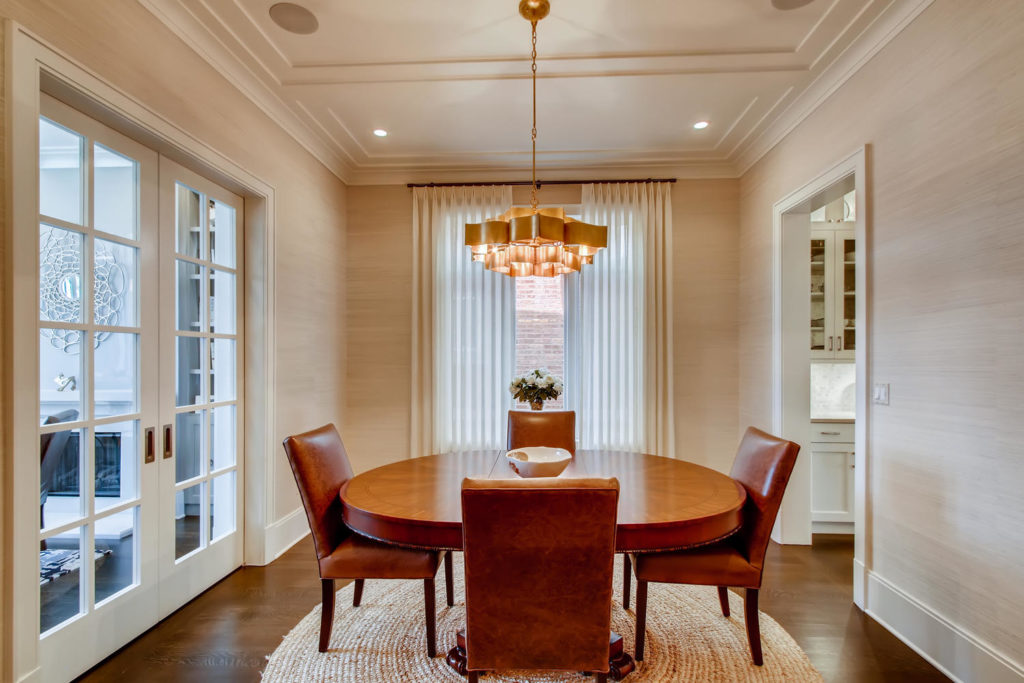 Dining room with round table