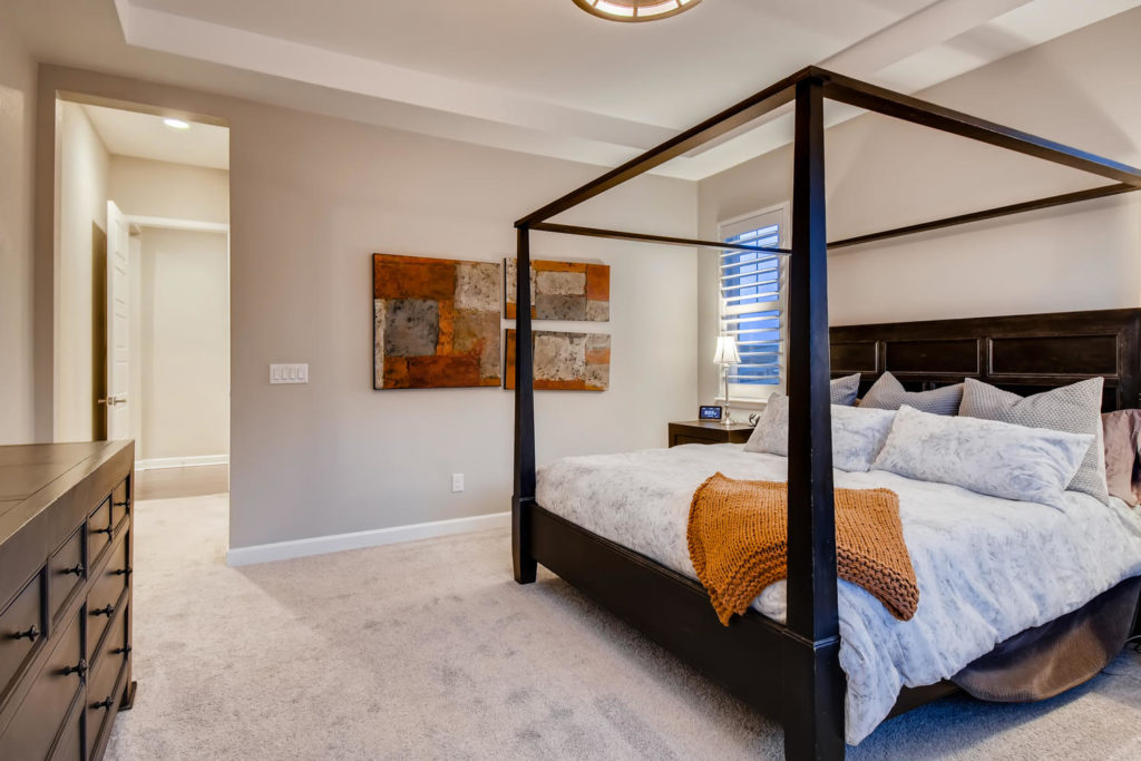 Bedroom with modern bedframe