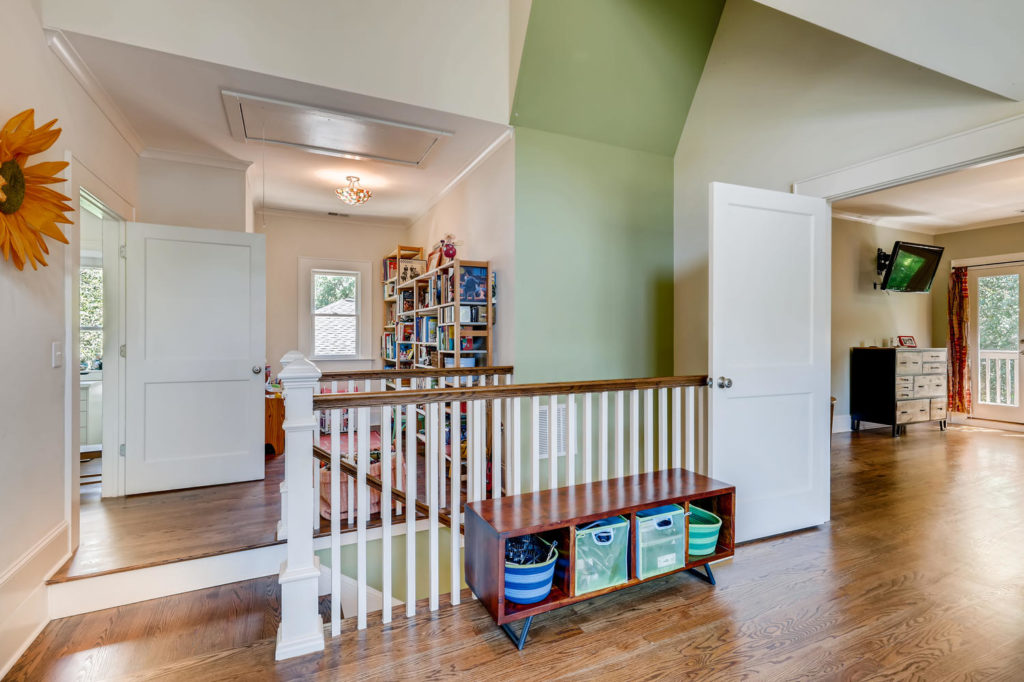Atlanta upstairs landing in home for sale