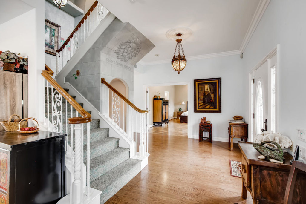 Grand foyer