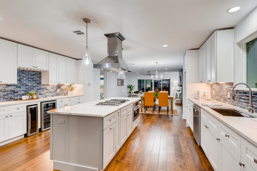 Modern kitchen with oven in island
