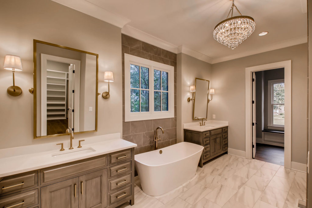 Nashville real estate photography - bathroom