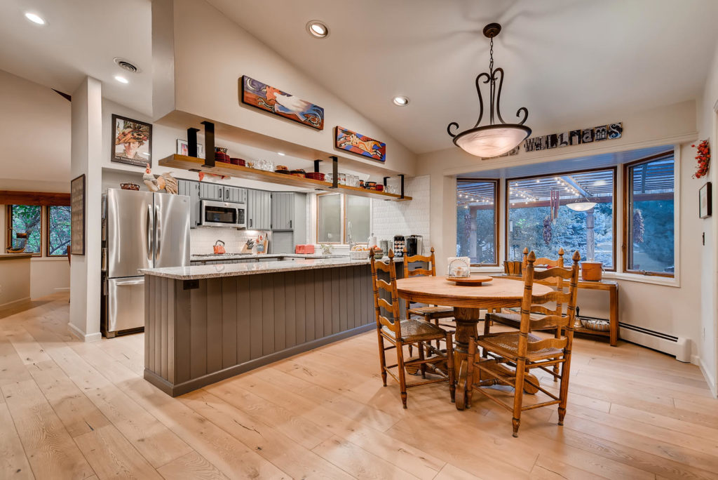 kitchen and breakfast table real estate image in Denver