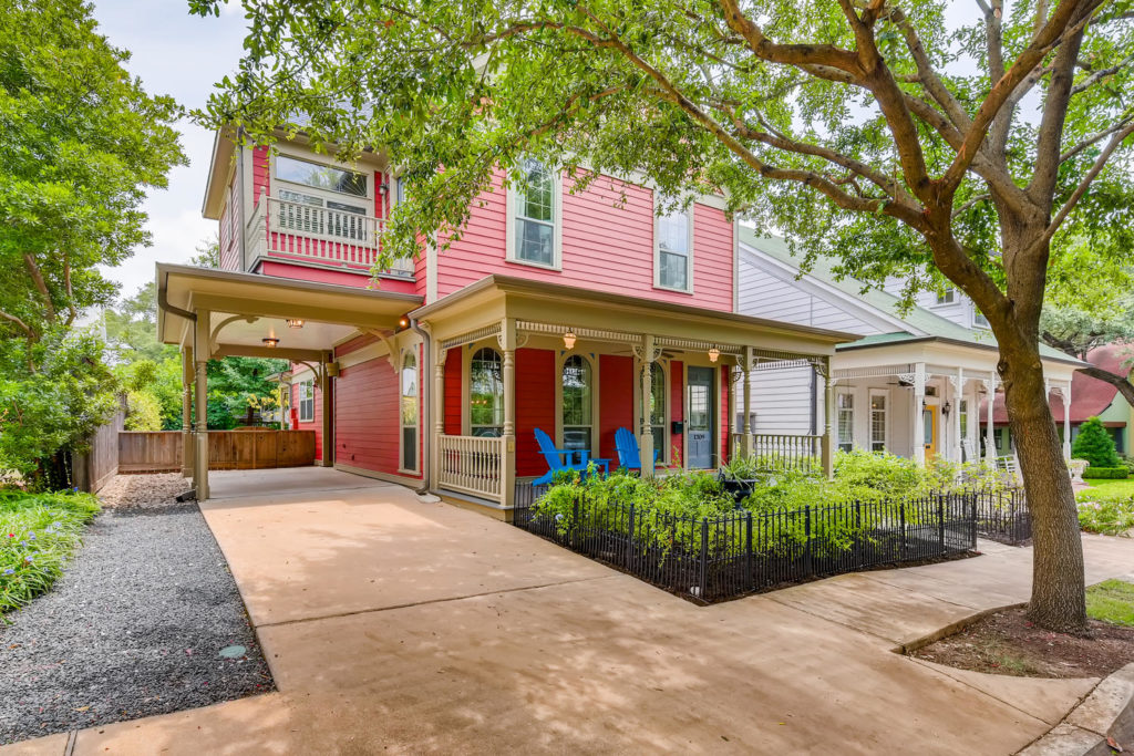 red house in Austin tx - real estate image