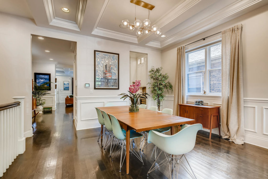 beautiful dining room - real estate image Chicago