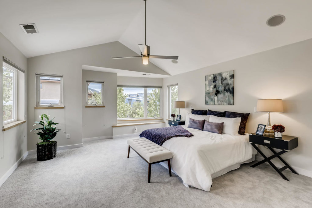 real estate photography - bedroom