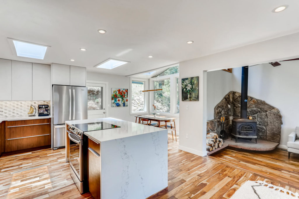 real estate photography - kitchen