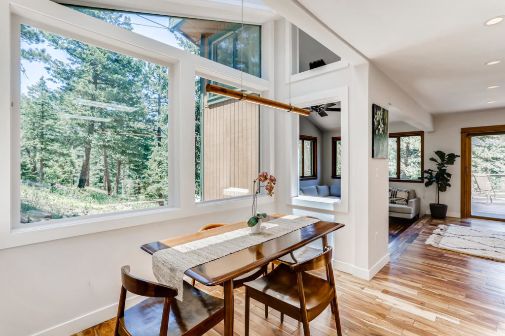 real estate photography - dining room