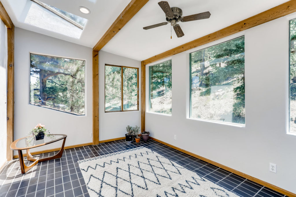 real estate photography - flex space