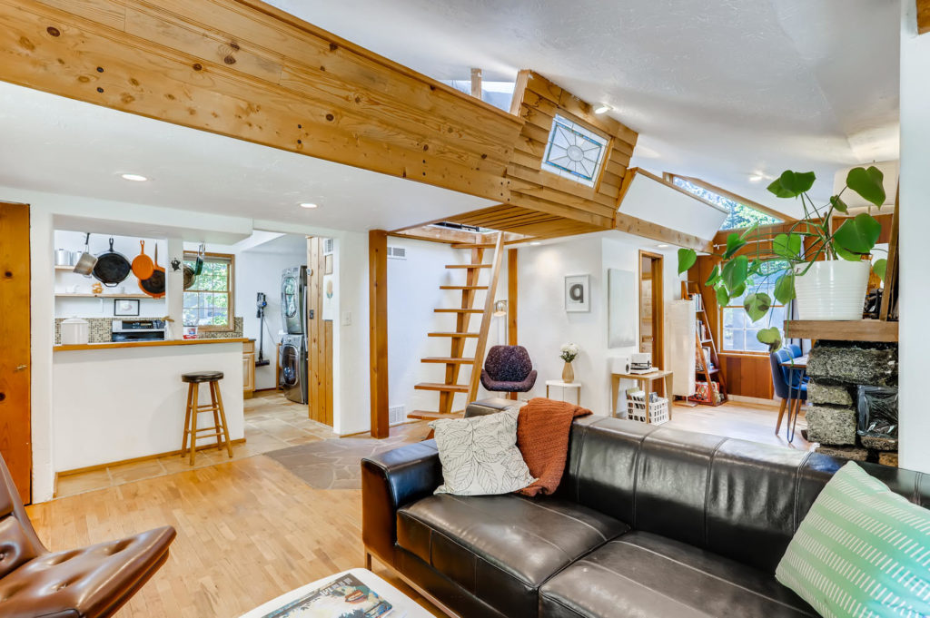 real estate photography - living room with loft