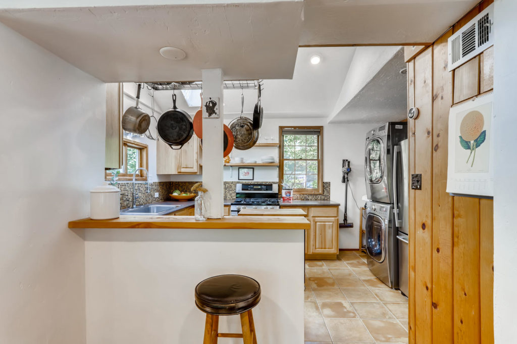 real estate photography - kitchen in boulder