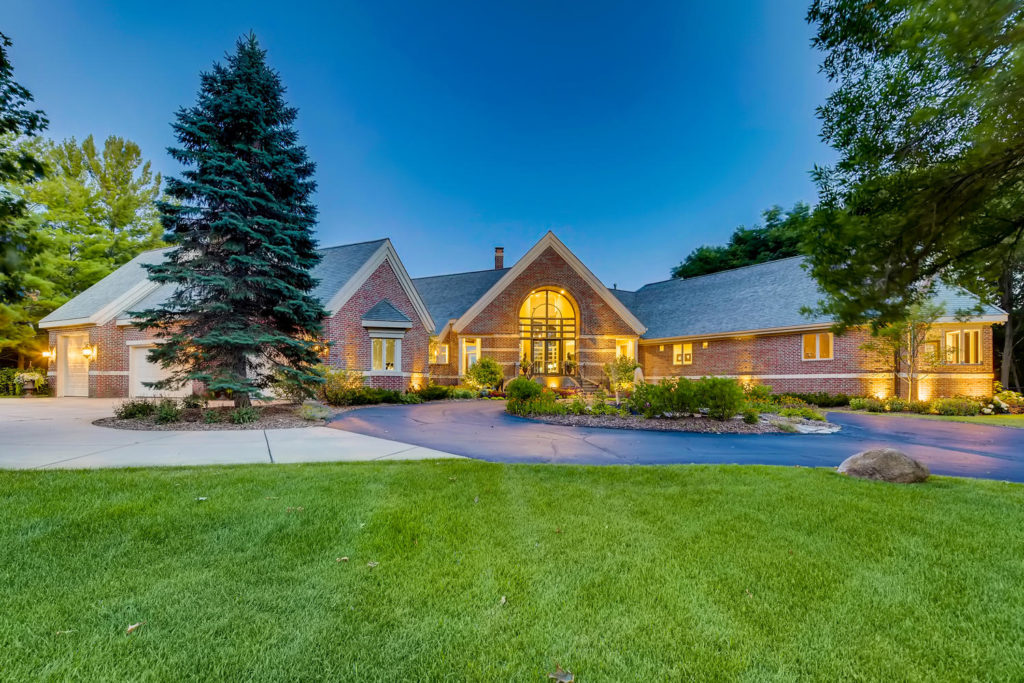 real estate photography - listing image - Chanhassen