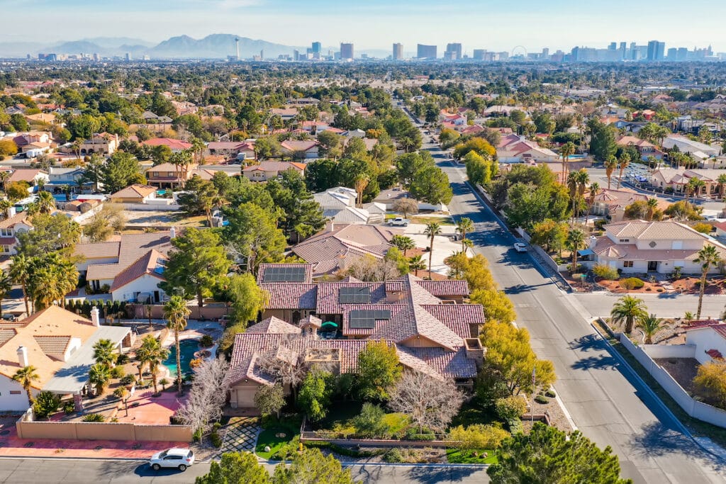 lawn care las vegas