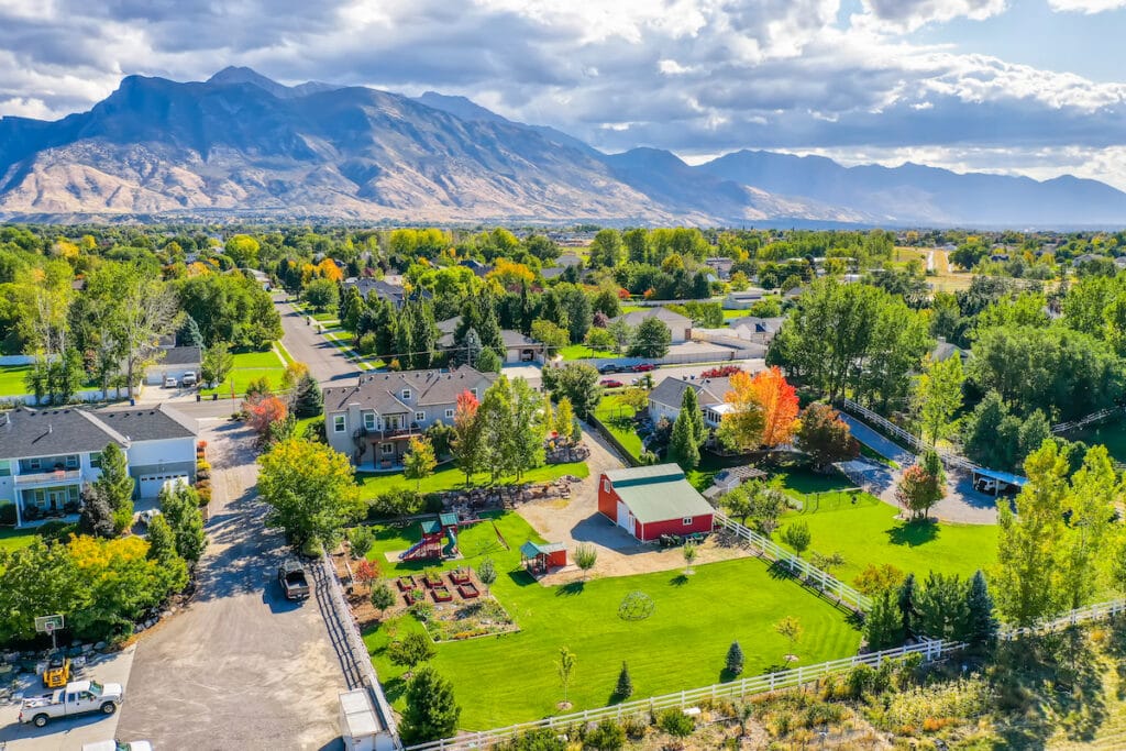 how to use drones real estate photography